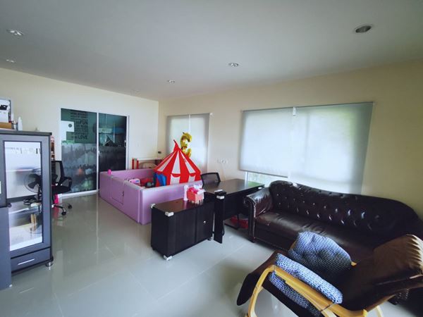 ขายด่วน ทาวน์เฮ้าส์ 2ชั้น (หลังมุม) หมู่บ้านวิลเลต ไลท์ รัตนาธิเบศ นนทบุรี 26.6 ตร.ว. 3 ห้องนอน